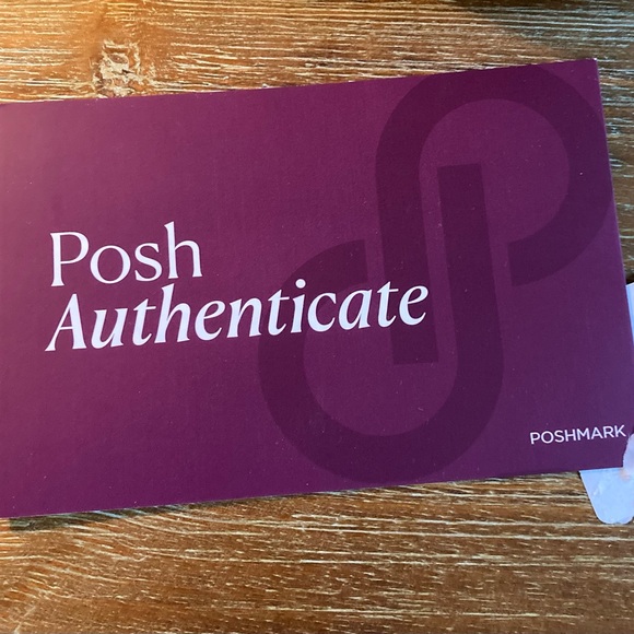 Louis Vuitton Tote Bag - Picture 9 of 10